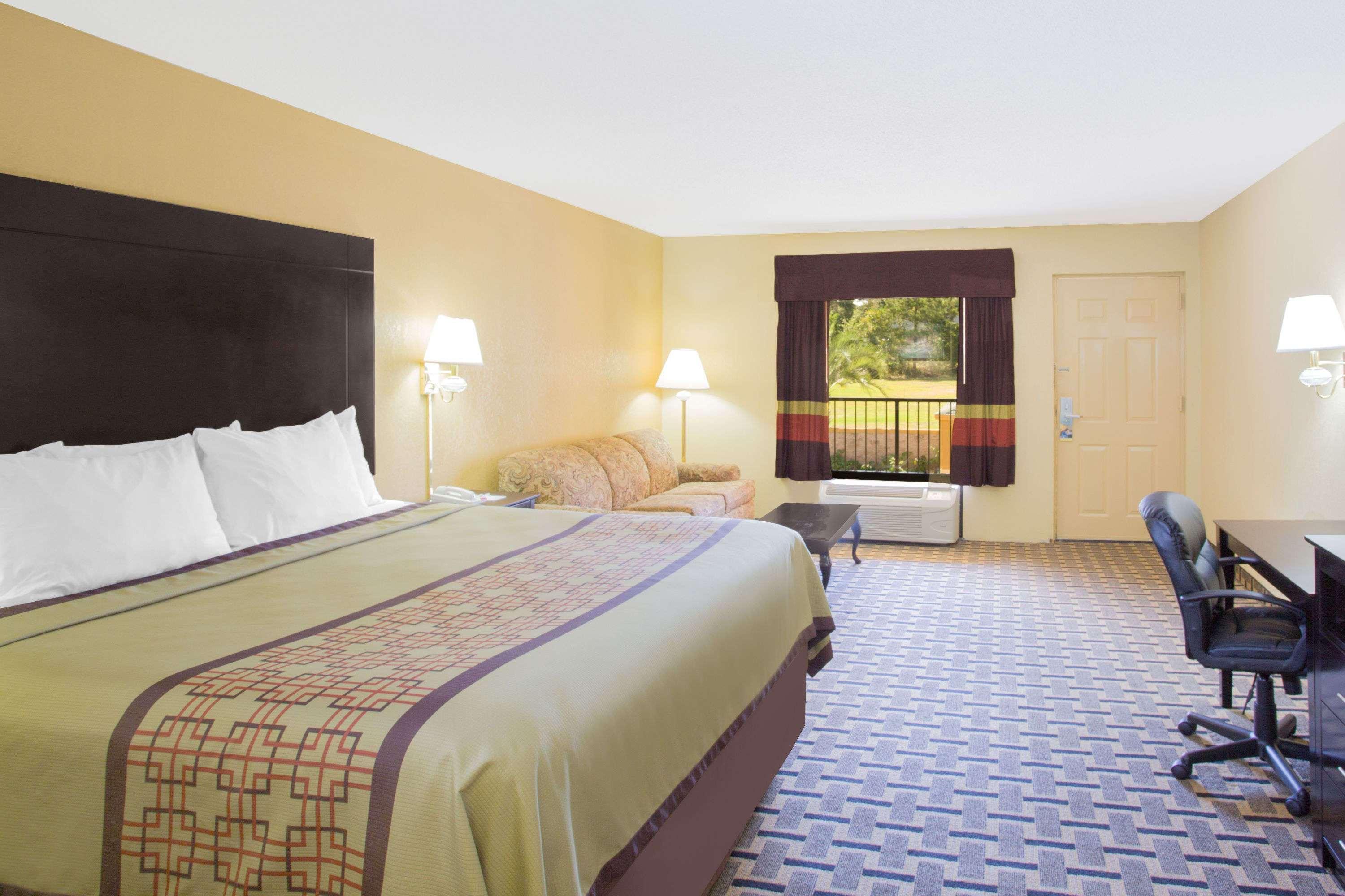 Days Inn By Wyndham Andalusia Zewnętrze zdjęcie